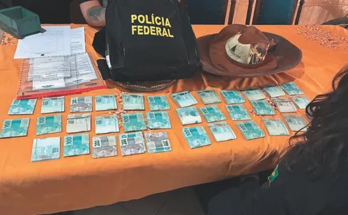 
          Imagem ilustrativa da imagem Polícia descobre quadrilha que levava capixabas aos Estados Unidos
          