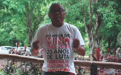 
          Imagem ilustrativa da imagem Servidores federais exigem criação de auxílio para aposentados
          