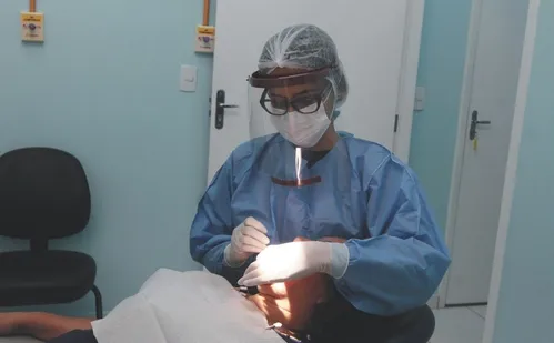 
          Imagem ilustrativa da imagem Unidades de saúde abrem 500 vagas para agendar tratamento odontológico
          