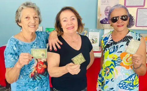 
          Imagem ilustrativa da imagem Votação no ES vai ter recorde de eleitores idosos este ano
          