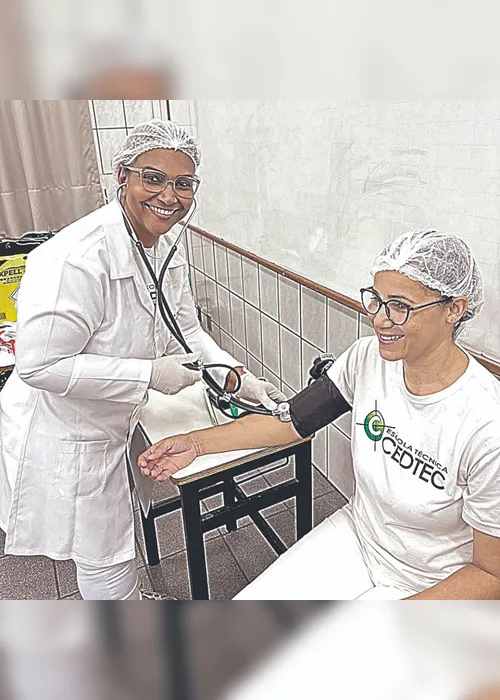 
          Imagem ilustrativa da imagem Ter mais de uma carreira será cada vez mais comum, dizem especialistas
          