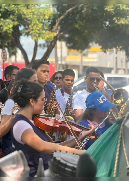 
          Imagem ilustrativa da imagem Voluntários ensinam Bíblia e higiene bucal a crianças no Sertão
          