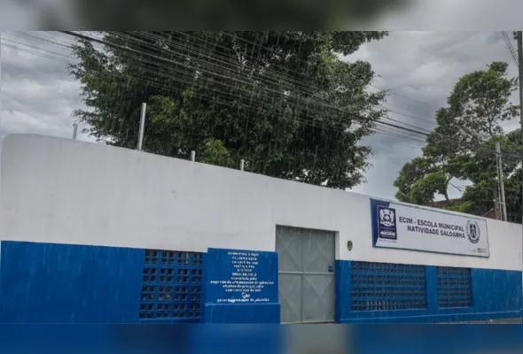 Imagem ilustrativa da imagem Chuvas no Grande Recife mudam rotina em escolas municipais nesta terça (4)