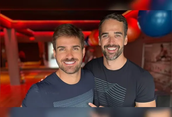 Imagem ilustrativa da imagem Governador Eduardo Leite anuncia fim da união estável com capixaba Thalis Bolzan