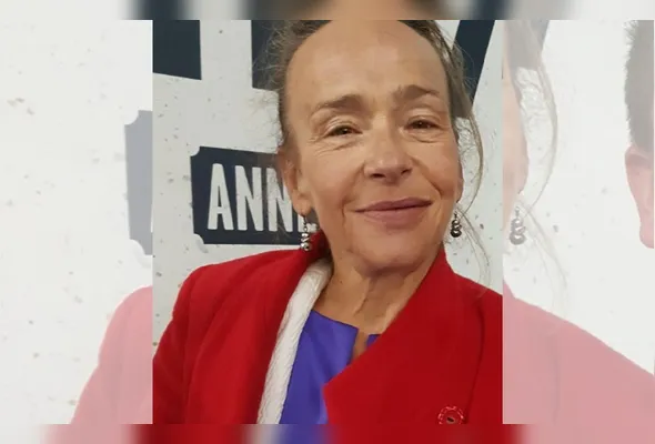 Dominique atuou no teatro, na televisão e foi atriz do filme  "Titane", que venceu a Palma de Ouro em 2021