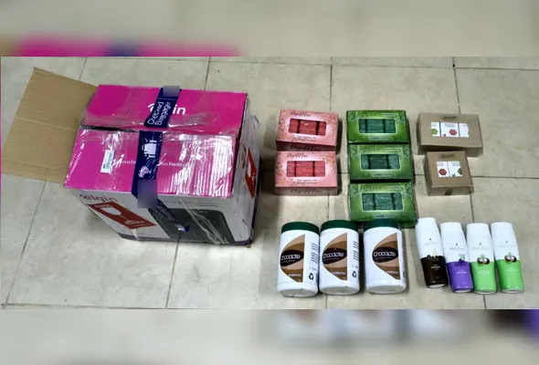Imagem ilustrativa da imagem PF prende mulher com 12 kg de cocaína no Aeroporto do Recife