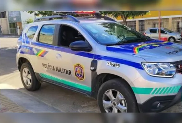 Imagem ilustrativa da imagem Professor é sequestrado, levado a um motel e obrigado a fazer Pix, em Caruaru