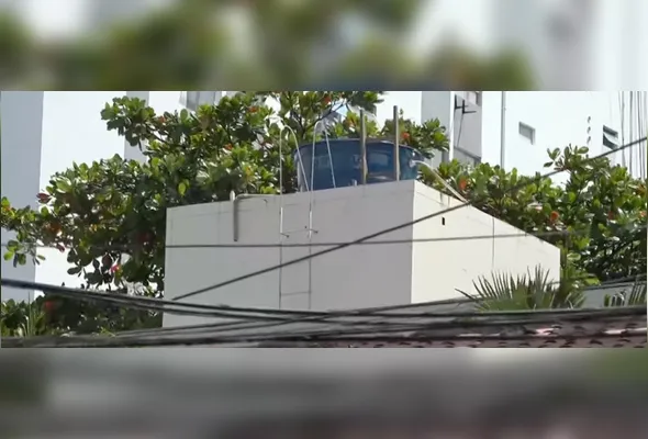 Corpo do trabalhador foi encontrado no telhado