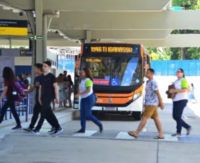 Imagem ilustrativa da imagem Grande Recife reforça frota com 1.308 ônibus para primeiro turno das eleições