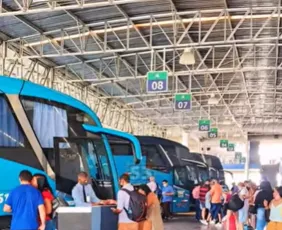 Imagem ilustrativa da imagem Empresas de ônibus são notificadas por dificultar passagens gratuitas no 2º turno