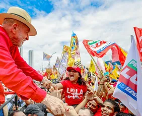 Imagem ilustrativa da imagem Lula participa de caminhada entre Juazeiro e Petrolina nesta terça-feira (20)