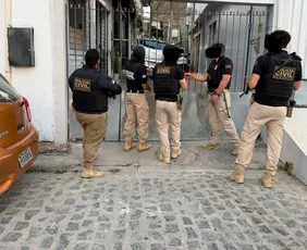 Imagem ilustrativa da imagem Polícia Civil desarticula esquema de tráfico e bloqueia R$ 10 milhões em bens em PE