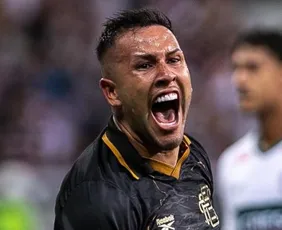 Imagem ilustrativa da imagem Santa Cruz empata com Maringá e garante acesso à Série B