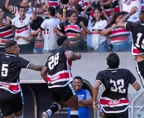 Imagem ilustrativa da imagem Santa Cruz vence o Floresta na Arena de Pernambuco e fica perto do acesso à Série B
