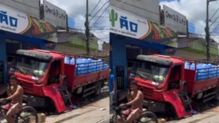 Imagem ilustrativa da imagem Caminhão desgovernado invade mercadinho em Vitória de Santo Antão