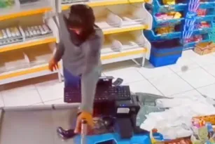 Imagem ilustrativa da imagem Comerciante é morto a tiros dentro da própria mercearia em Paulista