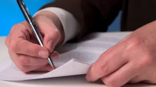 Imagem ilustrativa da imagem Concursos em PE oferecem vagas com salários de até R$ 26,3 mil