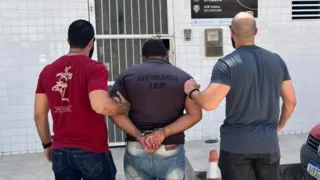 Imagem ilustrativa da imagem Homem é preso em flagrante suspeito de divulgar vídeo íntimo da enteada em Toritama