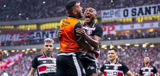 Imagem ilustrativa da imagem Maringá e Santa Cruz duelam pela liderança isolada na Série C