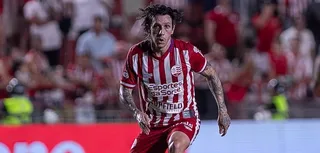 Imagem ilustrativa da imagem Náutico enfrenta América-MG para seguir na briga pelo G-6