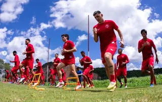 Imagem ilustrativa da imagem Náutico recebe Operário-PR nos Aflitos em busca da zona de classificação