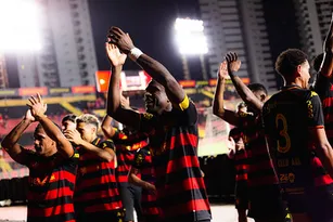 Imagem ilustrativa da imagem Sport enfrenta o CRB em Maceió de olho no G4 da Série B