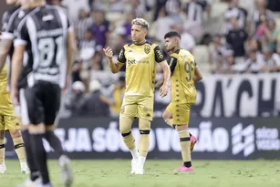 Imagem ilustrativa da imagem Sport perde para o Ceará e se complica na briga pelo G-6