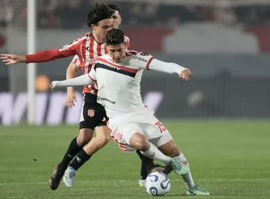Imagem ilustrativa da imagem Análise: Flamengo sofre com ausências de meias criativos
