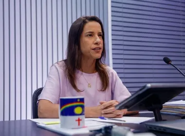 Imagem ilustrativa da imagem Raquel Lyra tem 5 dias para explicar salário de R$ 60 mil