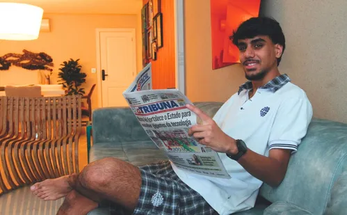 
          Imagem ilustrativa da imagem 88 anos do jornal A Tribuna: Leitura conquista a nova geração
          