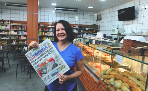 
          Imagem ilustrativa da imagem 88 anos jornal A Tribuna: Café, pão e notícias nas padarias
          