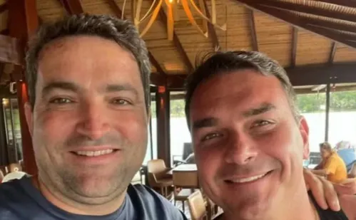 
          Imagem ilustrativa da imagem Advogado amigo de Flávio Bolsonaro operou R$ 5 bilhões com bets em 2025
          