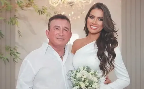 
          Imagem ilustrativa da imagem Amado Batista celebra 50 anos de carreira com show no ES
          