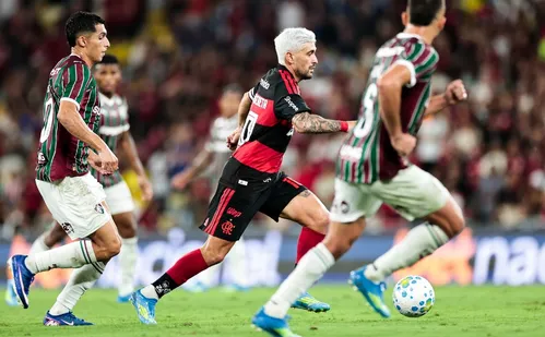 
          Imagem ilustrativa da imagem CBF aprova redução de estrangeiros no Brasileirão a partir de 2027
          