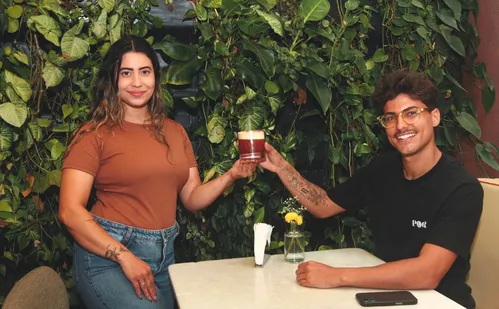 
          Imagem ilustrativa da imagem Café gelado vira “febre” e aquece a economia do ES
          