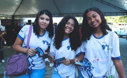 
          Imagem ilustrativa da imagem Caravanas de 340 escolas chegam a Vitória para feira de profissões
          