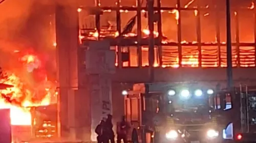 
          Imagem ilustrativa da imagem AGU e MEC se posicionam sobre incêndio que destruiu prédio na UFPE
          