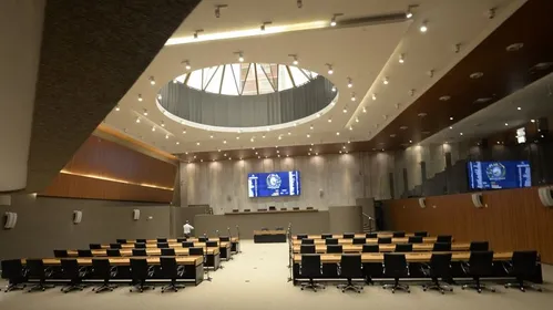 
          Imagem ilustrativa da imagem Confira os 49 deputados estaduais eleitos e quais os 5 mais bem votados em PE
          