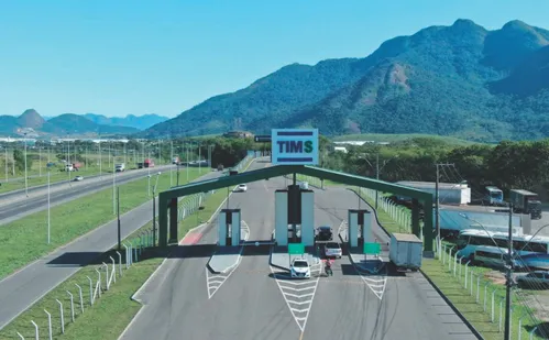 
          Imagem ilustrativa da imagem ES entra na disputa por fábrica de TVs e geladeiras
          