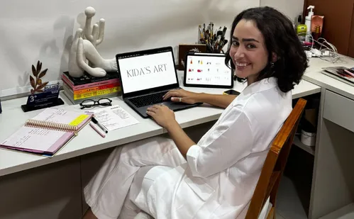 
          Imagem ilustrativa da imagem Espírito Santo tem 103 mil profissionais em home office, diz IBGE
          