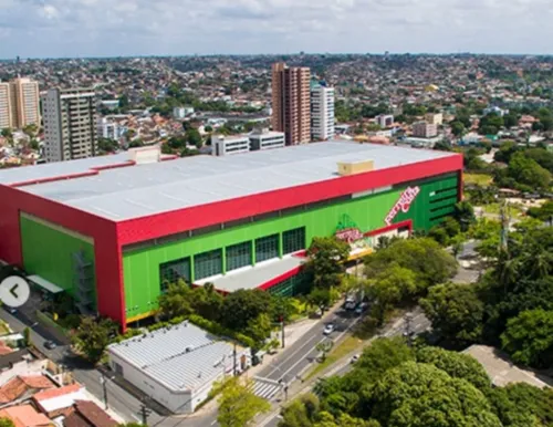 
          Imagem ilustrativa da imagem Ferreira Costa abre 520 vagas temporárias para fim de ano
          