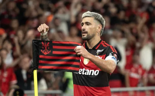 
          Imagem ilustrativa da imagem Flamengo garante vaga no sufoco e chega à 5ª semifinal de Libertadores em oito anos
          