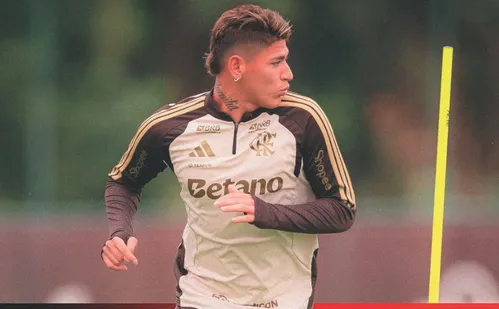 
          Imagem ilustrativa da imagem Flamengo usa força máxima contra o Remo e mira liderança
          