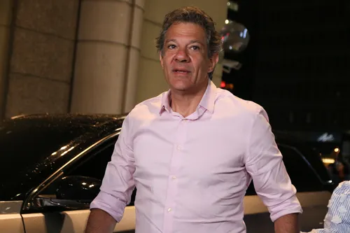 
          Imagem ilustrativa da imagem Haddad fala em campanha de alto nível e diz que telefonou para parabenizar Tarcísio
          