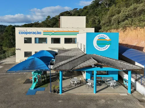 
          Imagem ilustrativa da imagem IA personaliza ensino em cooperativa educacional no ES
          