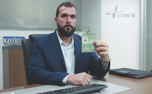 
          Imagem ilustrativa da imagem Liberação da 1ª CNH cresce  82% após novas nas regras
          