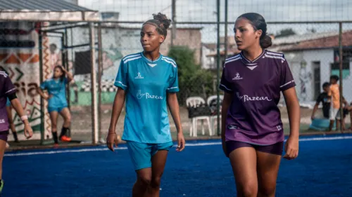 
          Imagem ilustrativa da imagem Liga Social reúne 400 meninas em evento de futebol no Recife
          