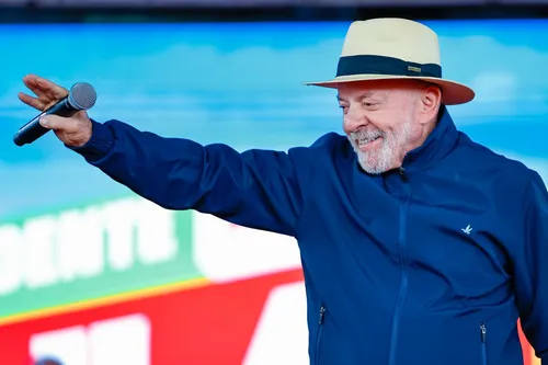 
          Imagem ilustrativa da imagem Lula faz caminhada no Marco Zero nesta sexta-feira (25)
          
