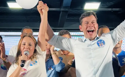 
          Imagem ilustrativa da imagem "Não se enganem, a federal de Arnaldinho é a Manu", diz prefeito
          
