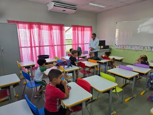 
          Imagem ilustrativa da imagem Nova Venécia fica entre as melhores escolas do ES no Ideb 2025
          